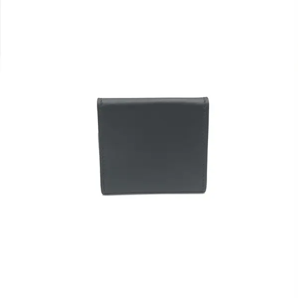 Compact Leather Wallet With Sleek Design
