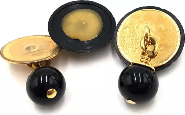 Matelasse Coco Mark Black Plastic Cufflinks