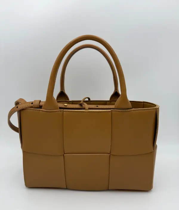 BOTTEGA VENETA ARCO Shoulder Bag