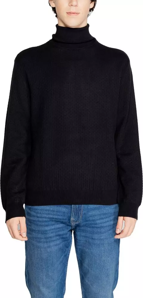 Black Cotton Turtleneck